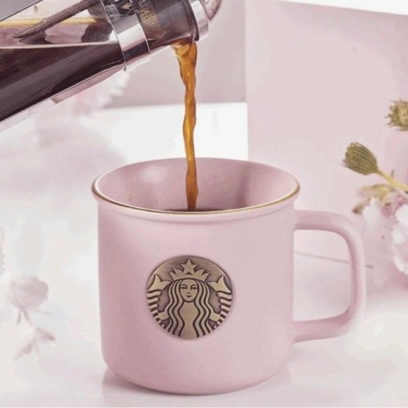 Starbucks limited edition pink Sakura coffee cup 2022 - Picture 3 of 3